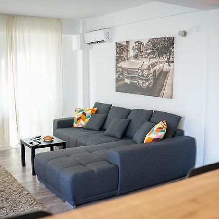 Penthouse With Huge Rooftop & Amazing City View Bucharest Luaran gambar