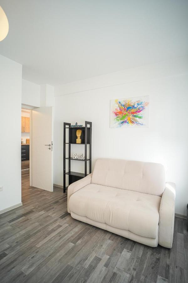Penthouse With Huge Rooftop & Amazing City View Bucharest Luaran gambar