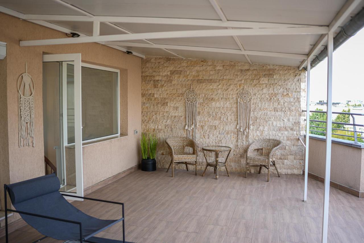 Penthouse With Huge Rooftop & Amazing City View Bucharest Luaran gambar
