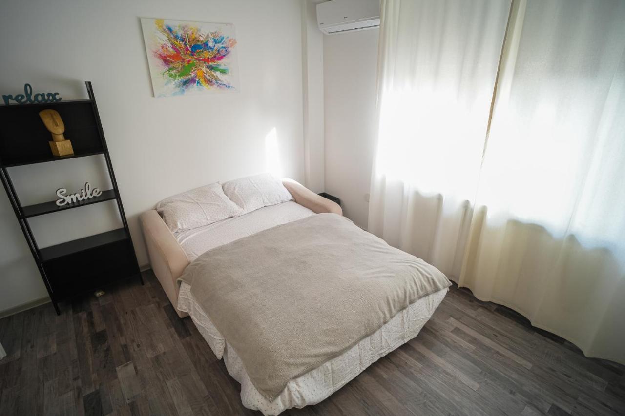 Penthouse With Huge Rooftop & Amazing City View Bucharest Luaran gambar