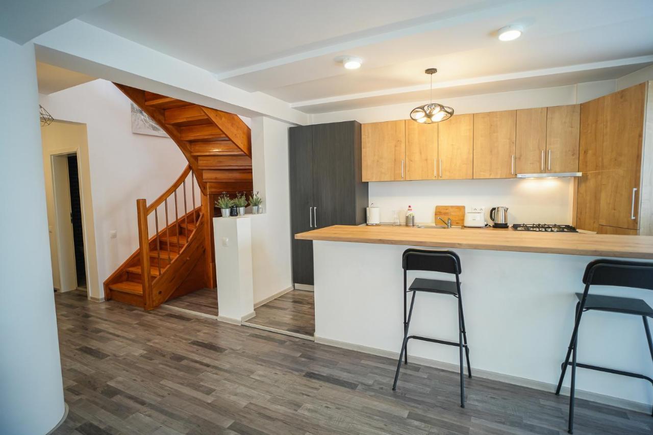 Penthouse With Huge Rooftop & Amazing City View Bucharest Luaran gambar